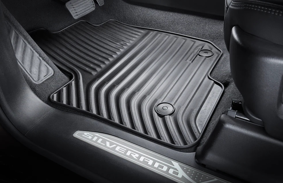 Front Door Sill Plates with Jet Black Surround and Silverado Script 84529475